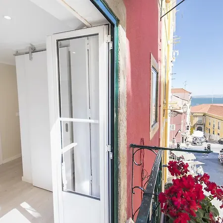 Apartamento Lovelystay The Nest Alfama Lisboa